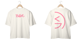 Nome do produto Camiseta Oversized Xisde com Logo Rosa - Streetwear Autêntico