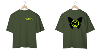 Nome do produto Camiseta Oversize Xisde com Estampa Lateral, Texto Neon e Logo Borboleta - Streetwear Autêntico