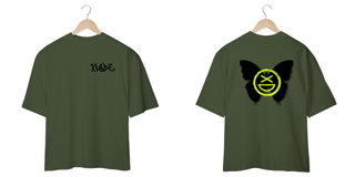 Nome do produto Camiseta Oversize Xisde com Estampa Grafite e Logo Borboleta - Streetwear Exclusivo