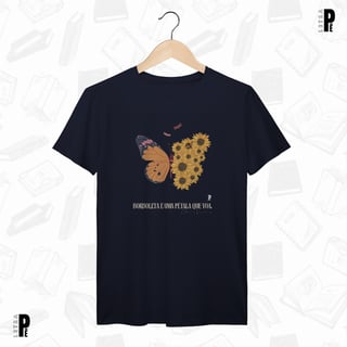 Nome do produtoCamiseta Masculina \ Unissex | Borboleta - Clarice Lispector