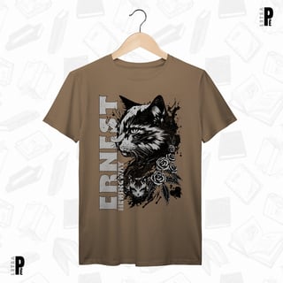 Nome do produtoCamiseta Masculina \ Unissex | Um gato - Ernest Hemingway