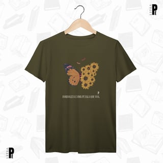 Nome do produtoCamiseta Masculina \ Unissex | Borboleta - Clarice Lispector