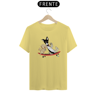 Nome do produtoCamiseta estonada Café e Chico - cachorros no skate 