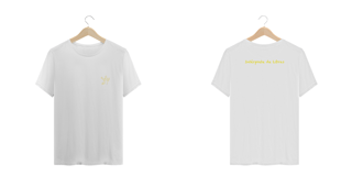 Nome do produtoCamiseta plus size Intérprete de Libras + sinal I love you (ASL/Libras) 