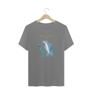 Nome do produtoCamiseta plus size Dodo - golfinho dançante - com frase
