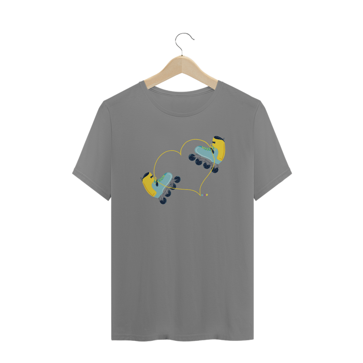 Nome do produto: Camiseta plus size Patins (cadarço coração) 
