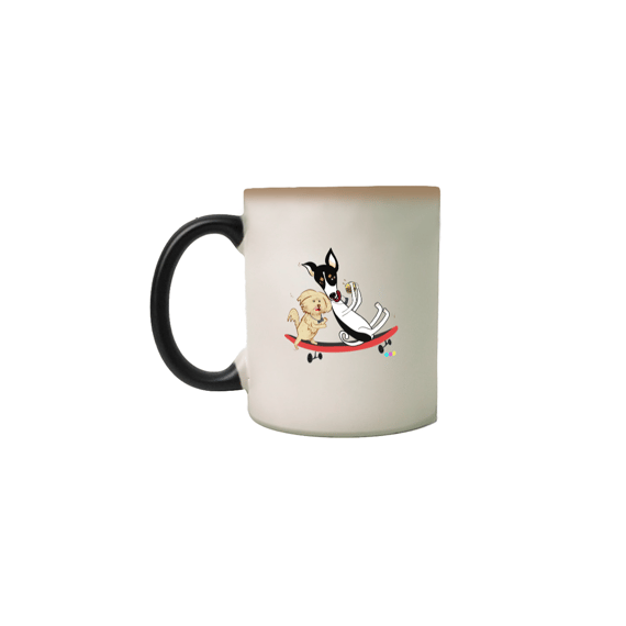 Caneca mágica Café e Chico - cachorros no skate