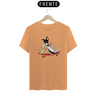 Nome do produtoCamiseta estonada Café e Chico - cachorros no skate 