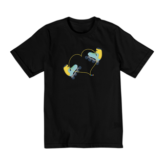 Nome do produtoCamiseta infantil Patins (cadarço coração)