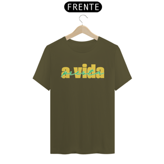 Nome do produto Camiseta A Vida Presta Central (Verde e Amarela) - Prime