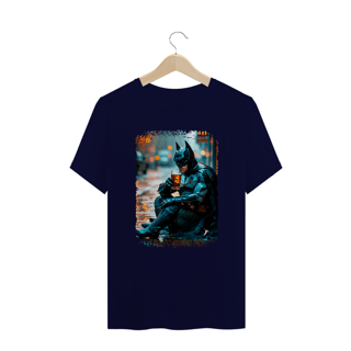 Nome do produto Camiseta Plus Size Batman Bebendo Cerveja - Modelo 1