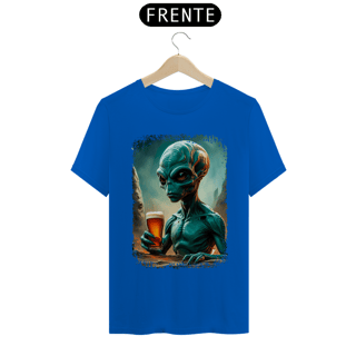 Nome do produto Camiseta Ufologia Modelo 2 - Alienígena Bebendo Cerveja