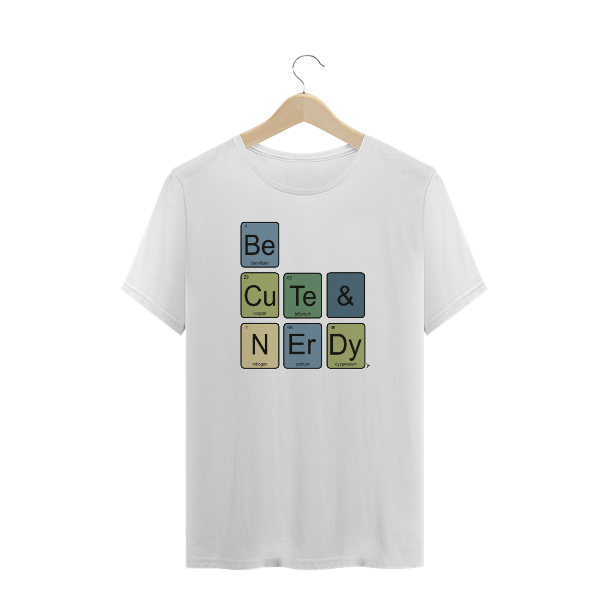 Nome do produto: Camiseta Plus Size Be Cute And Nerdy