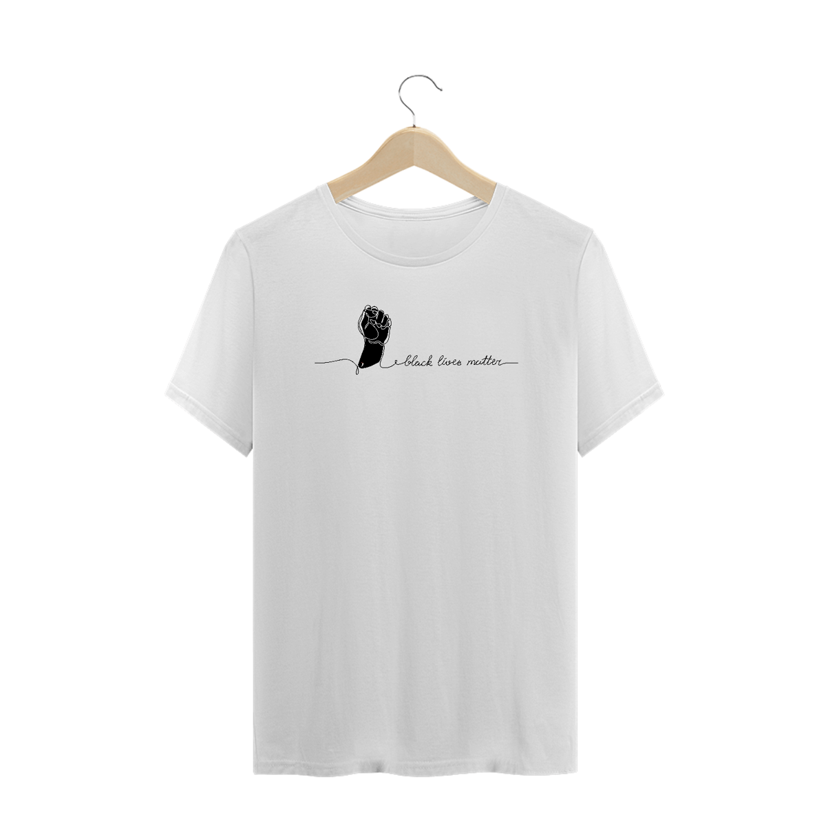Nome do produto: Camiseta Plus Size Black Lives Matter - Modelo 1