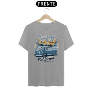 Nome do produto Camiseta Kombi Modelo 1 - Surfing Beach California
