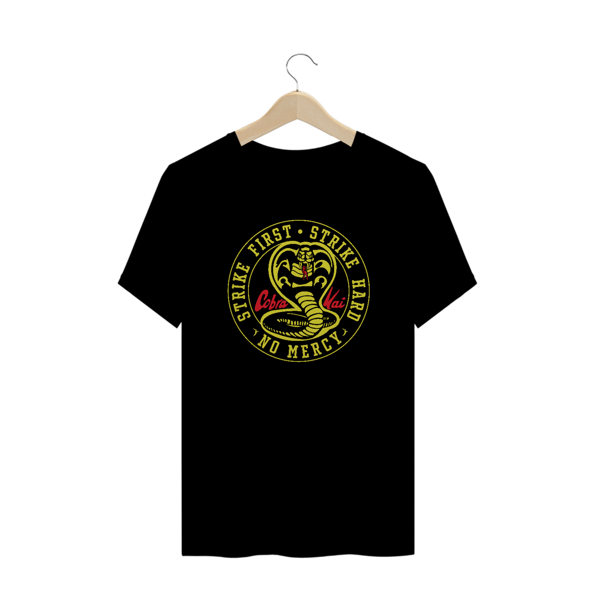 Nome do produto: Camiseta Plus Size Cobra Kai - Modelo 1