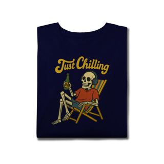 Nome do produto Camiseta Plus Size Caveira Just Chilling - Modelo 1