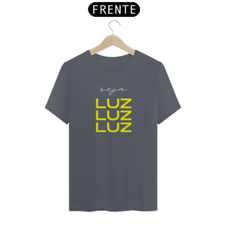 Nome do produto Camiseta Masculina Seja Luz