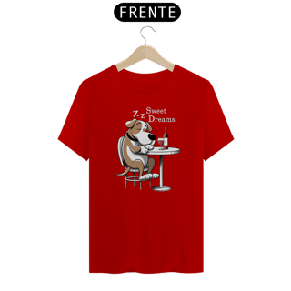 Nome do produto T-shirt Classic com Estampa de Cão no Bar