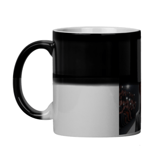 Nome do produtoCaneca Mágica CR7