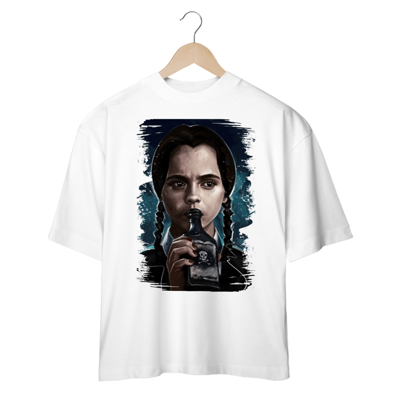 Oversized Wandinha Addams