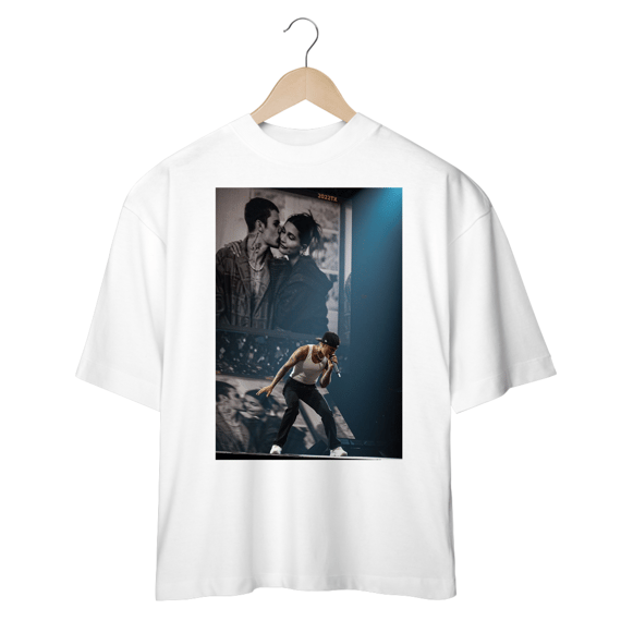 Oversized Justin B show 