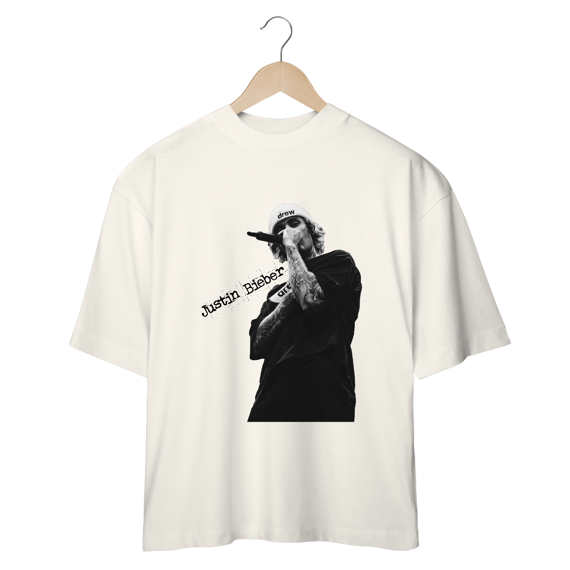 Oversized Justin Bieber Show