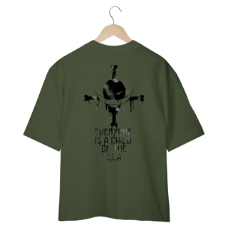 Nome do produto Camiseta Unissex – One Piece Everyone Is a Chield Of The Sea