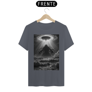 Nome do produtoCamiseta Cthulhu vs Alien