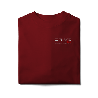 Nome do produto Oversized Drive Club – Roupa folgada. Atitude pesada.