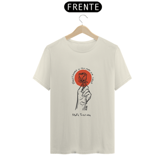 Nome do produto Camiseta Prime Unissex - Transforma o Meu Nada em Amor – Santa Teresinha