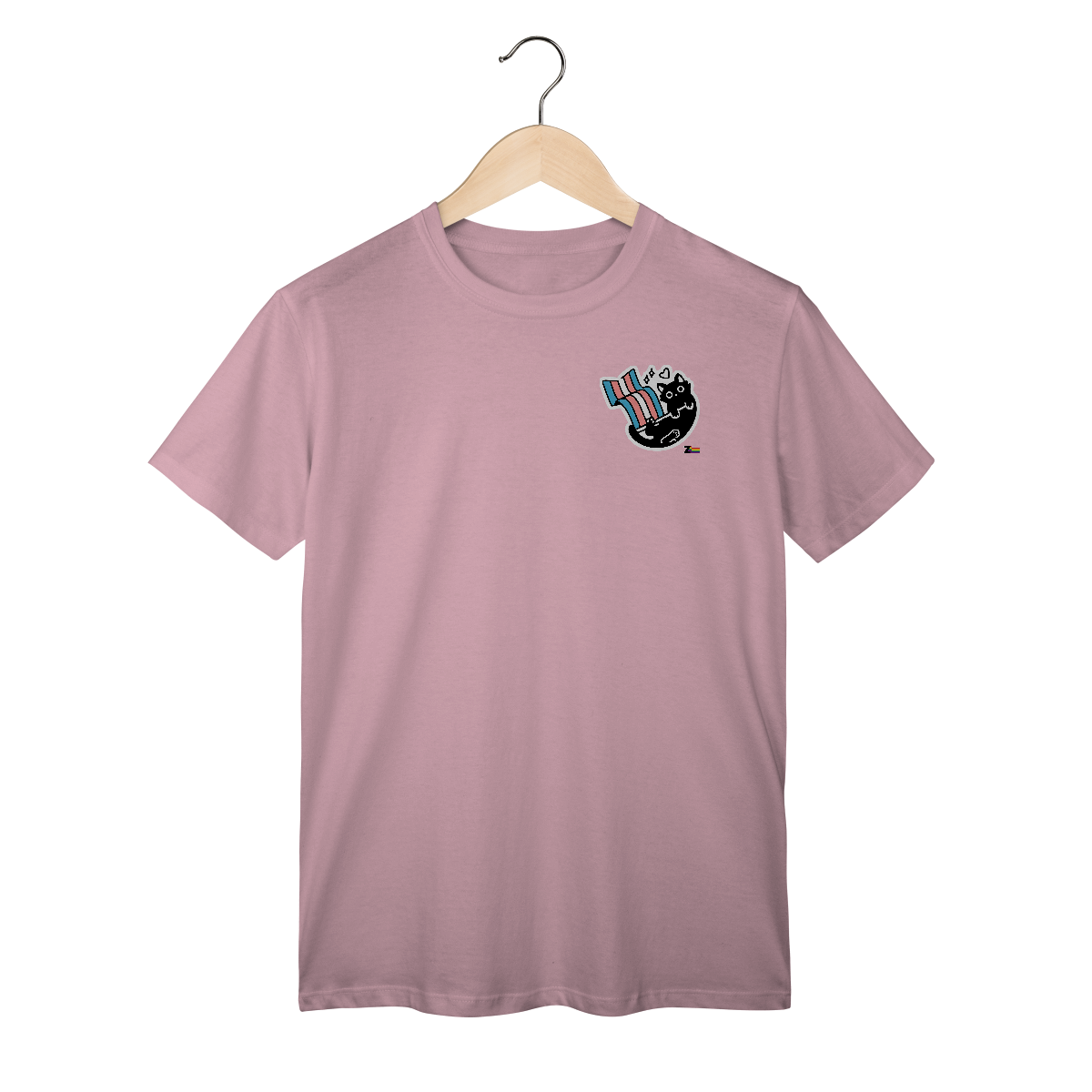 Nome do produto: Camisa Gatinho segurando a bandeira Trans