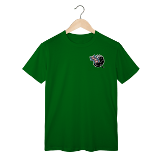 Nome do produto Camisa Gatinho segurando a bandeira Trans
