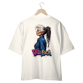 Nome do produto[Oversized] Camiseta Véia Loca Estilosa (Estampa nas Costas - Frente Lisa)