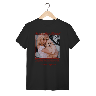 Nome do produto Camiseta - Mans Best Friend red - Sabrina Carpenter