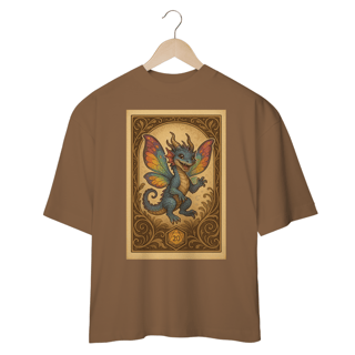 Nome do produto Camiseta Oversized Dragão Fada – Estilo Carta RPG