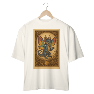 Nome do produto Camiseta Oversized Dragão Fada – Estilo Carta RPG