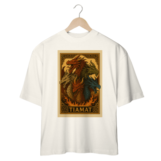 Nome do produto Camiseta Oversized Dragão Tiamat – Estilo Carta RPG
