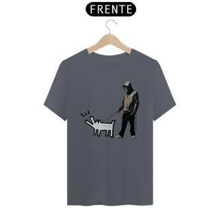 Nome do produto Haring dog - Banksy (T-Shirt Pima)
