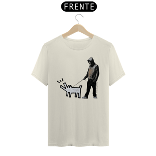 Nome do produto Haring dog - Banksy (T-Shirt Prime)