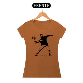 Nome do produto Flower Thrower- Banksy (Baby Look Pima)