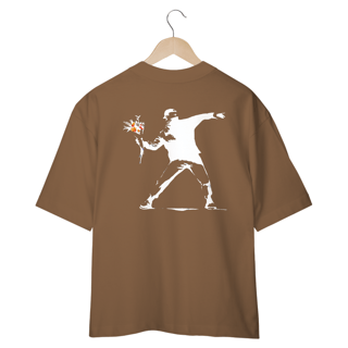 Nome do produto Flower Thrower V2 - Banksy (Oversized)