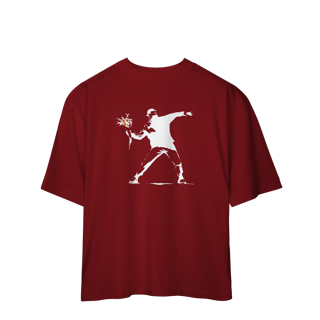 Nome do produto Flower Thrower (White) - Banksy (Oversized)