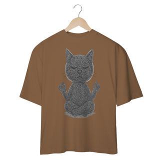 Nome do produto Camiseta Oversized “Gato Preto Zen”