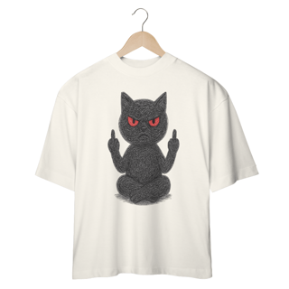Nome do produto Camiseta Oversized “Gato Preto Pistola”