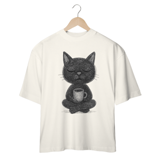 Nome do produto Camiseta Oversized “Gato Preto do Café”
