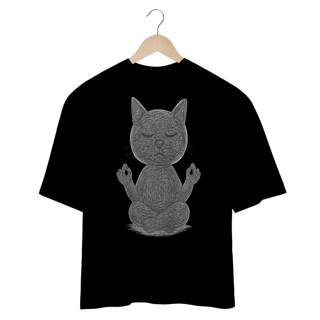 Nome do produto Camiseta Oversized “Gato Preto Zen”