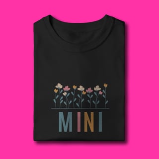 Nome do produtoCamiseta MINI com Flores (2 a 8 anos)