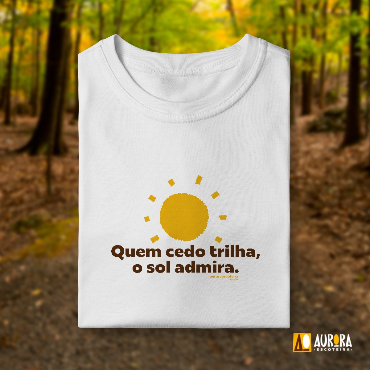 Nome do produto: Camiseta Infantil (2 a 8) - Quem Cedo Trilha