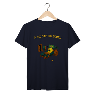 Nome do produtoCamiseta A luz dormiu acesa